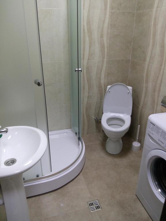 Studio Apartment In Батуми Экстерьер фото
